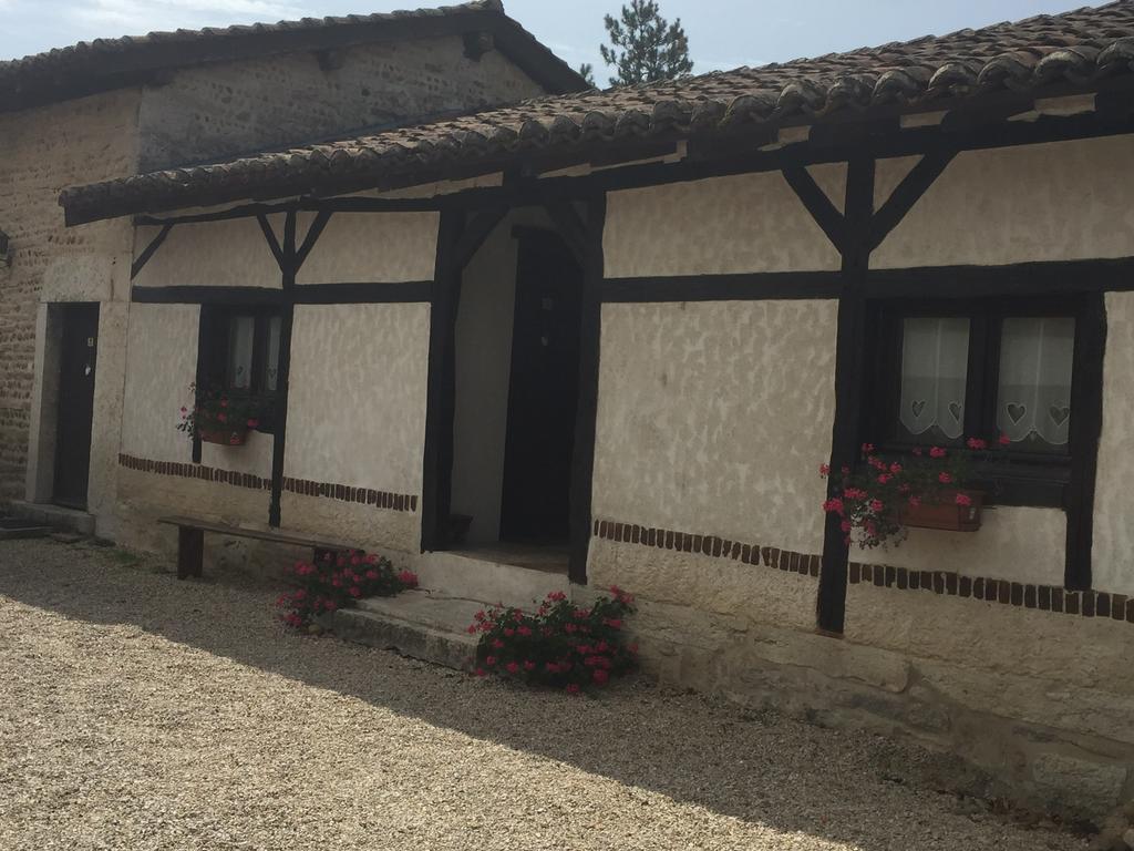 Bed and Breakfast Le Moulin De Champagne Viriat Exterior foto